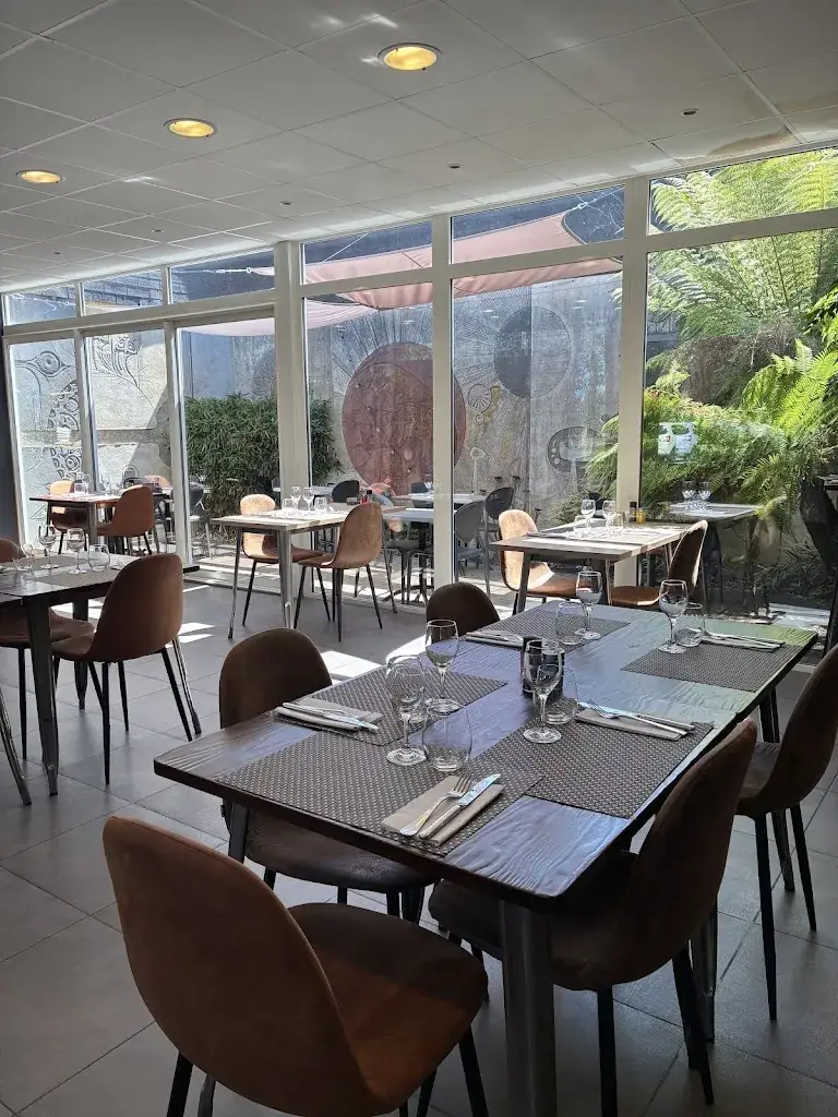 L'annexe Restaurant in Médis