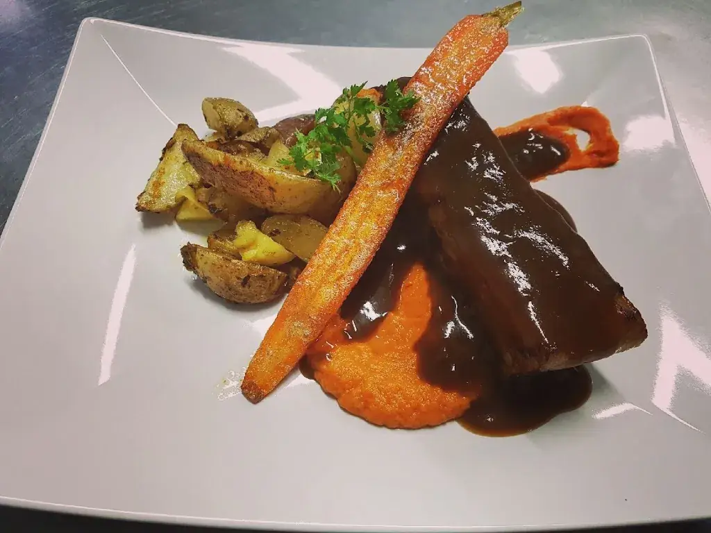 Restaurant Ô petit Gavroche_Montpon-Ménestérol_slider_image_2