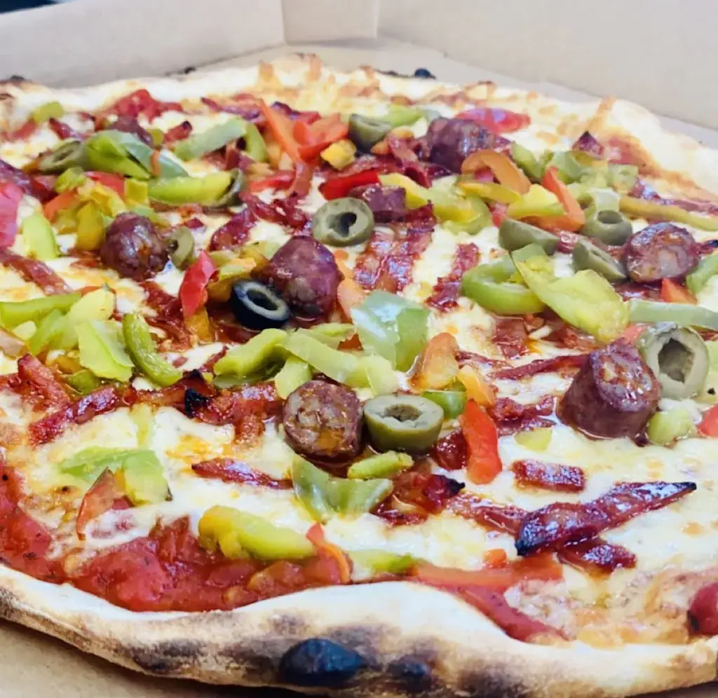 Menu_PIZZA BY Maison BÉE_Ménesplet_image_7