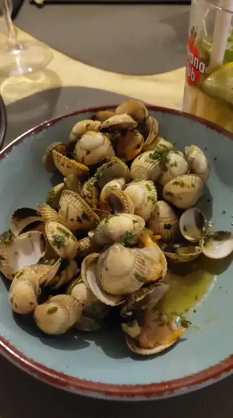 Restaurant aux Délices de la Treille_Montagrier_slider_image_2