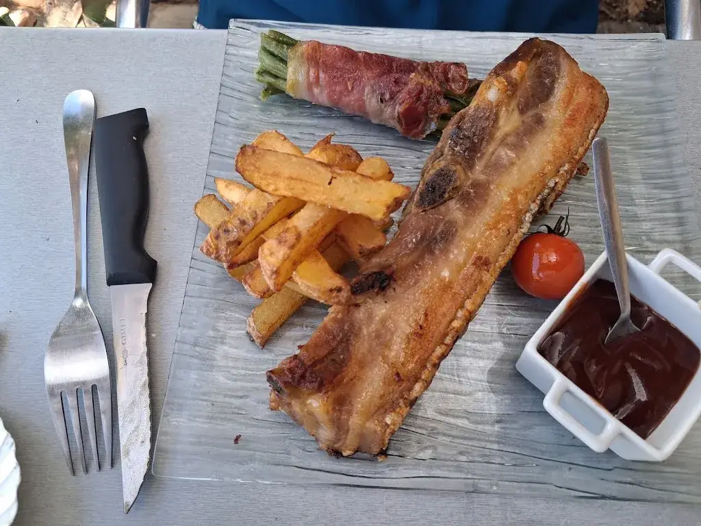 gerard christol_Le Petit Troquet_Couthures-sur-Garonne_review