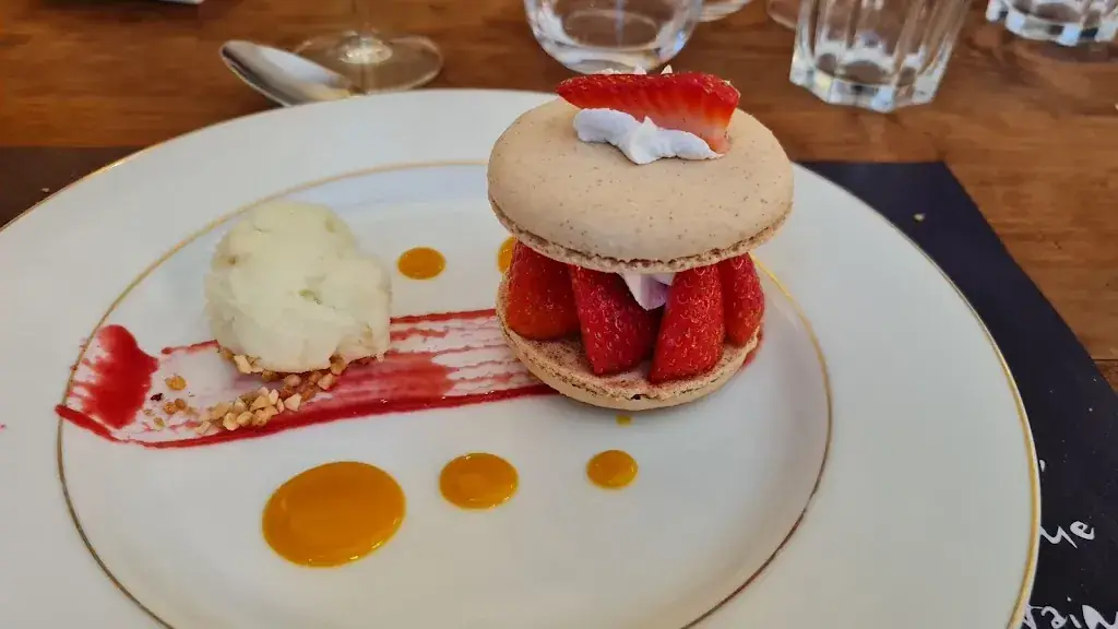 Les Deux Gourmands_Mézin_slider_image_3