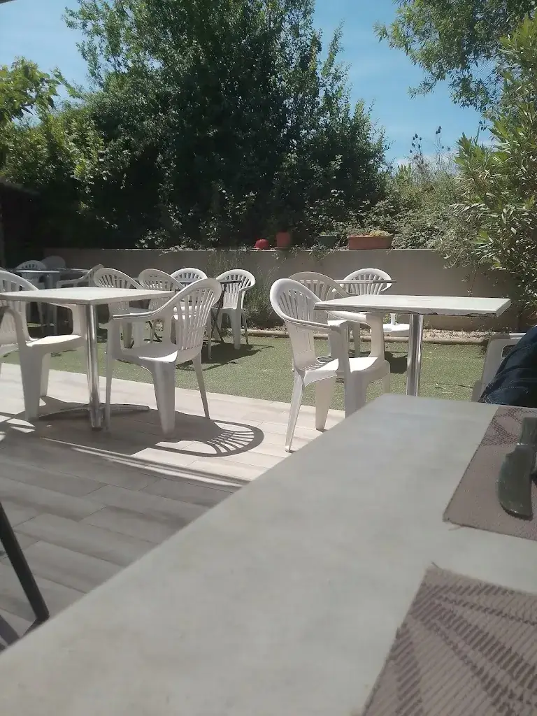 Anna Mjn_Le Grain de Riz_Lavilledieu_review