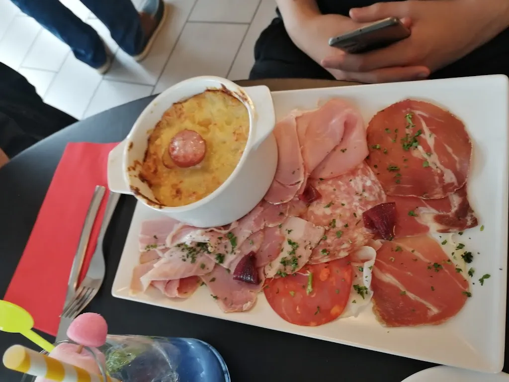 Menu_Restaurant, Bar, Pizzeria - Le Sèchemailles_Ambrugeat_imagen_5