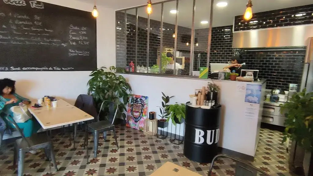 Kobo Street Food : Burgers & Tacos à Lavilledieu_Lavilledieu_slider_image_2