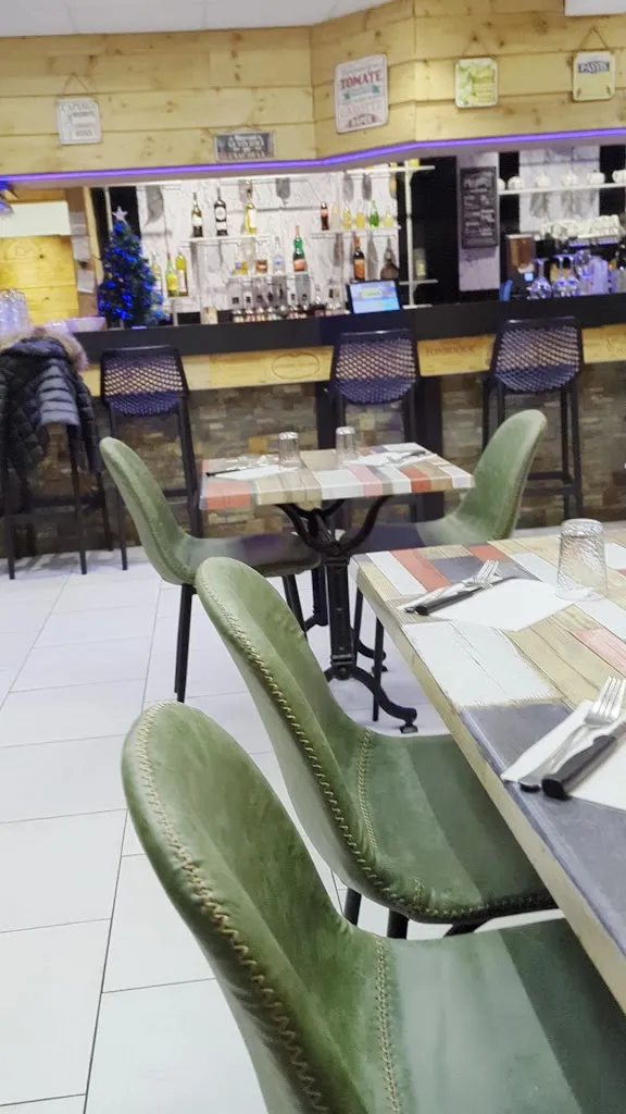 bistrot la boussole restaurant in Mignaloux-Beauvoir