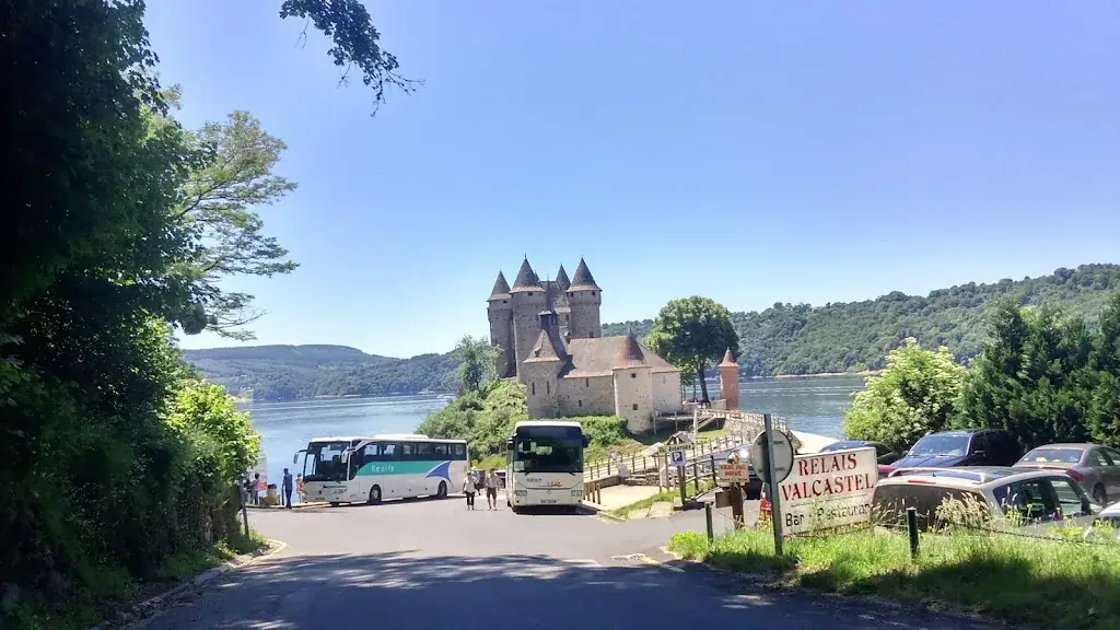 Simon Howarth_Relais Valcastel_Lanobre_review