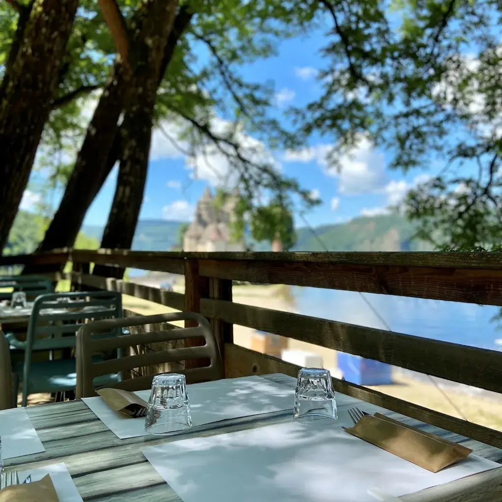 Relais Valcastel_Lanobre_slider_image_1