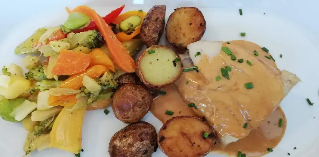 lOberge restaurant in Mios