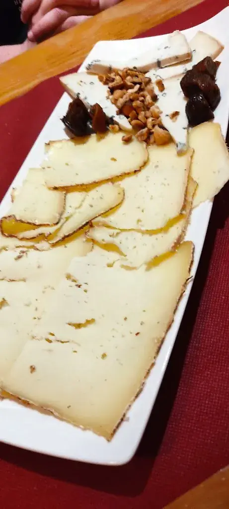 Sébastien Néo_Jambons 10 Vins_Mios_recensione