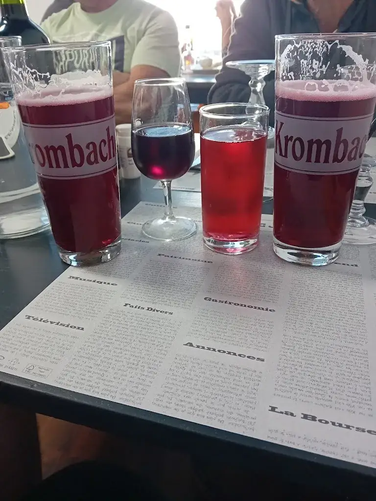 Celine Plisson_O'717_Mirambeau_review