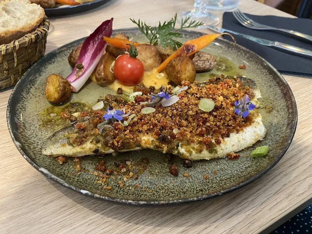 Zineb G_La Bachole_Bort-les-Orgues_review