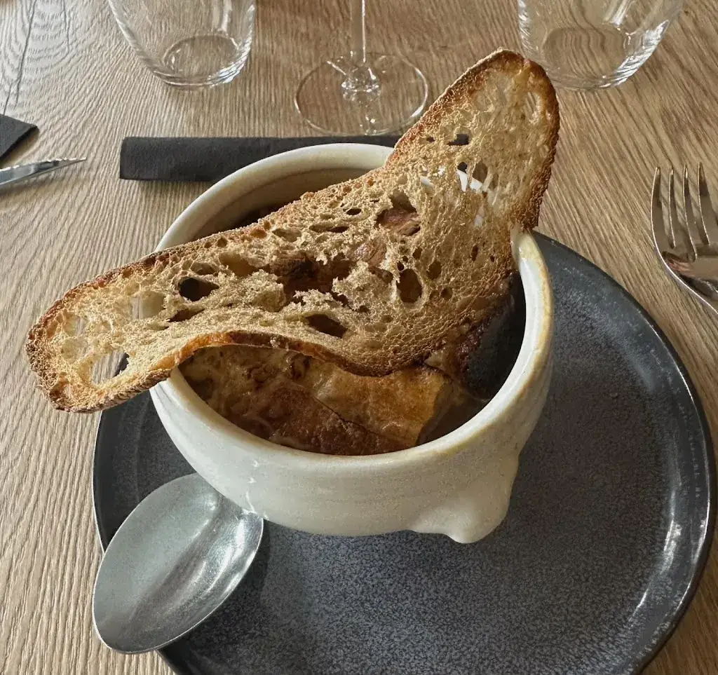 Angelina Bovet_La Bachole_Bort-les-Orgues_review