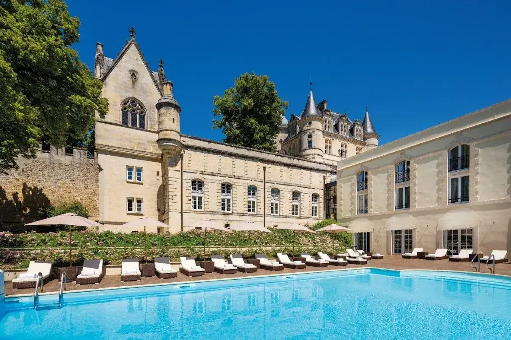 Château de Mirambeau restaurant in Mirambeau