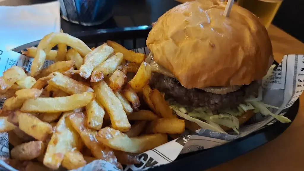 charmaine harrell_Le BBC_Miramont-de-Guyenne_review