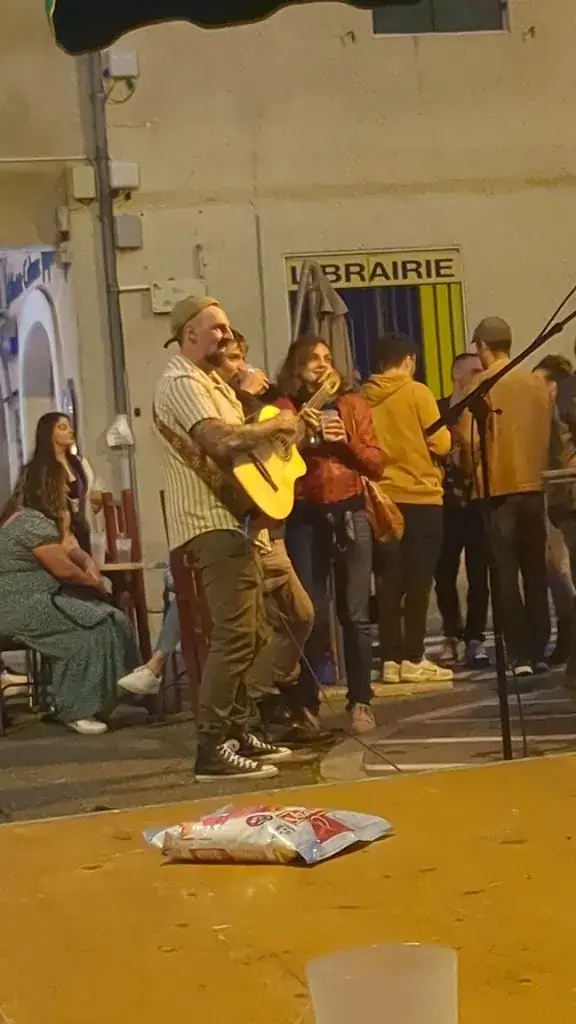 Lawrence Grassin_Le Pimiento_Miramont-de-Guyenne_reseña