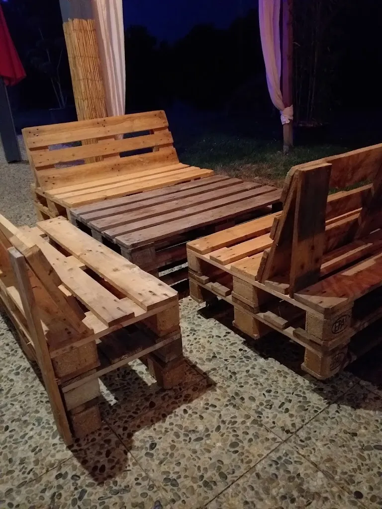 Sharona Etienne_Le Petit Chaperon Rouge_Miramont-de-Guyenne_review