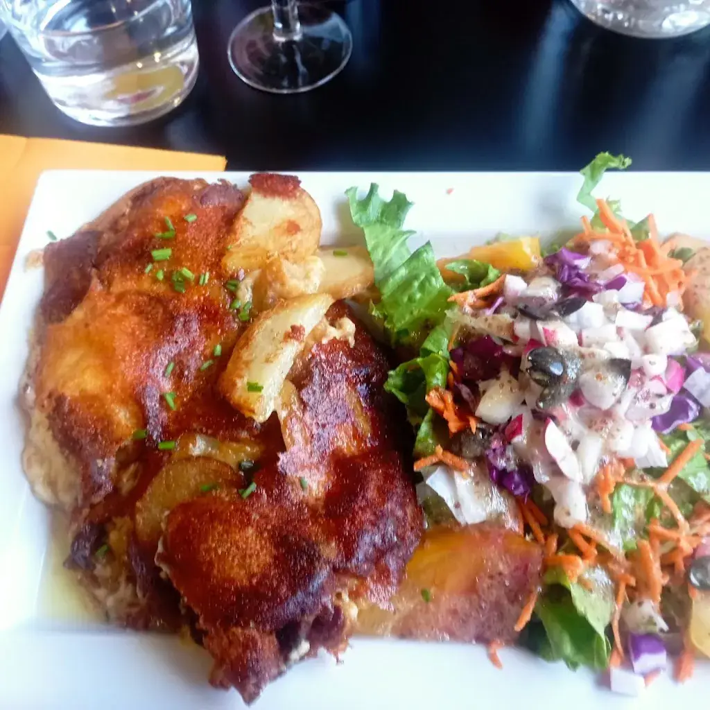 Laurie Debaisieux_Le Goût Pile_Bort-les-Orgues_review