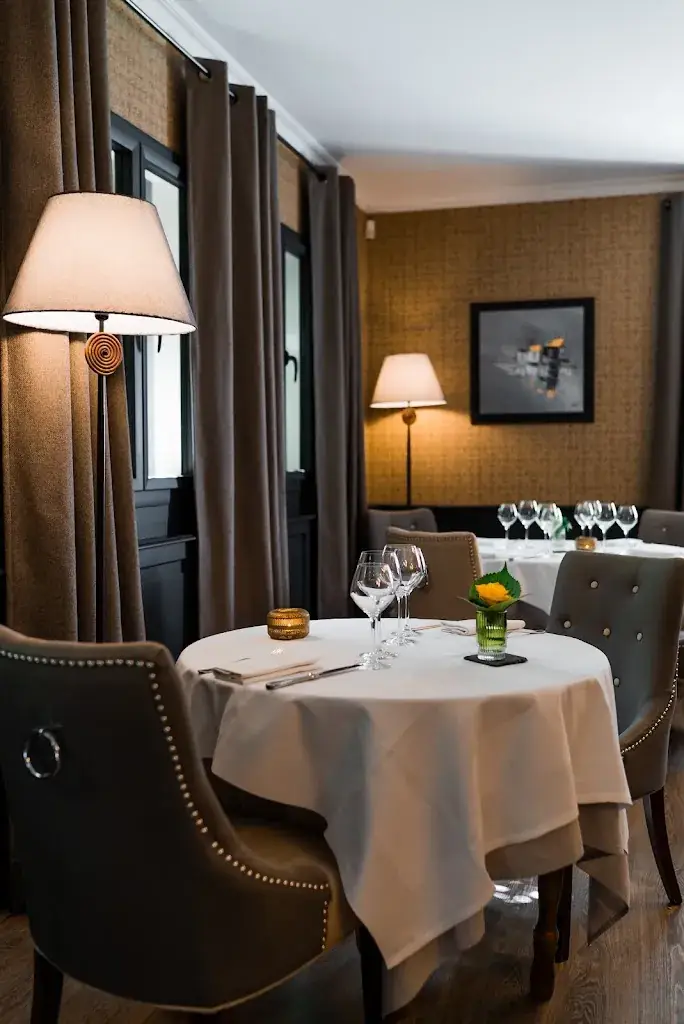 L'Argentière Restaurant_Melle_slider_image_1