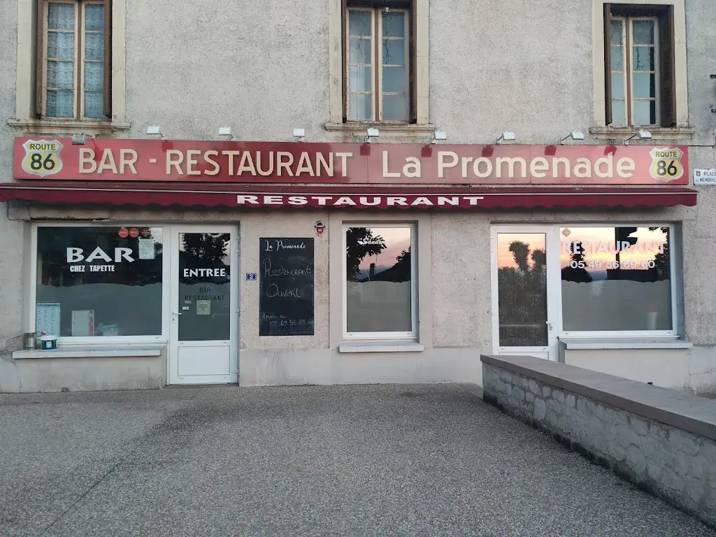 La Promenade_Mirebeau_slider_image_3