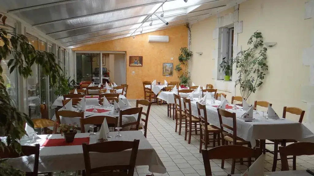 La Tour d'Abain_Thurageau_slider_image_1