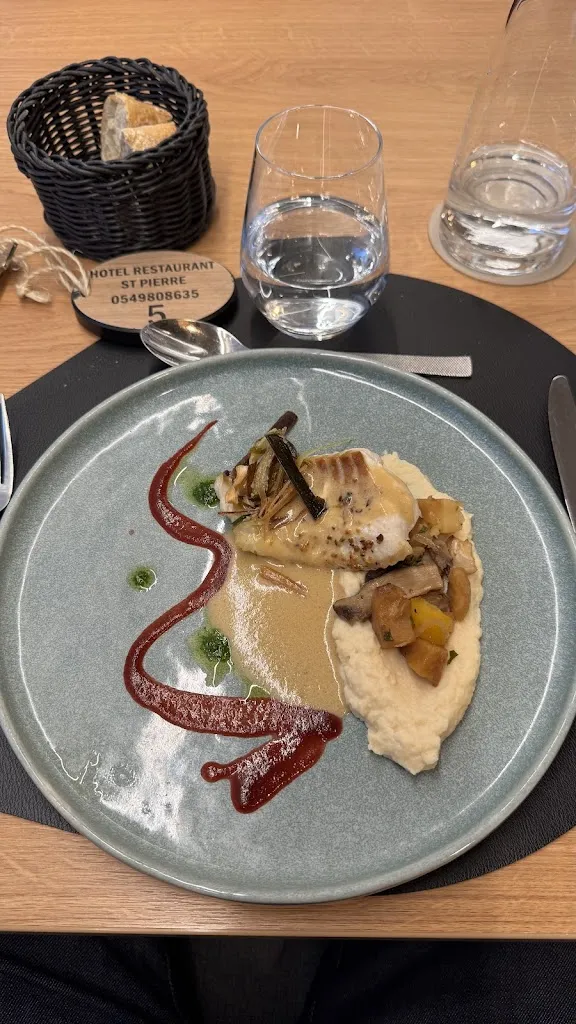 Eric Plantade_Hôtel Le Saint Pierre_Moncoutant-sur-Sèvre_review