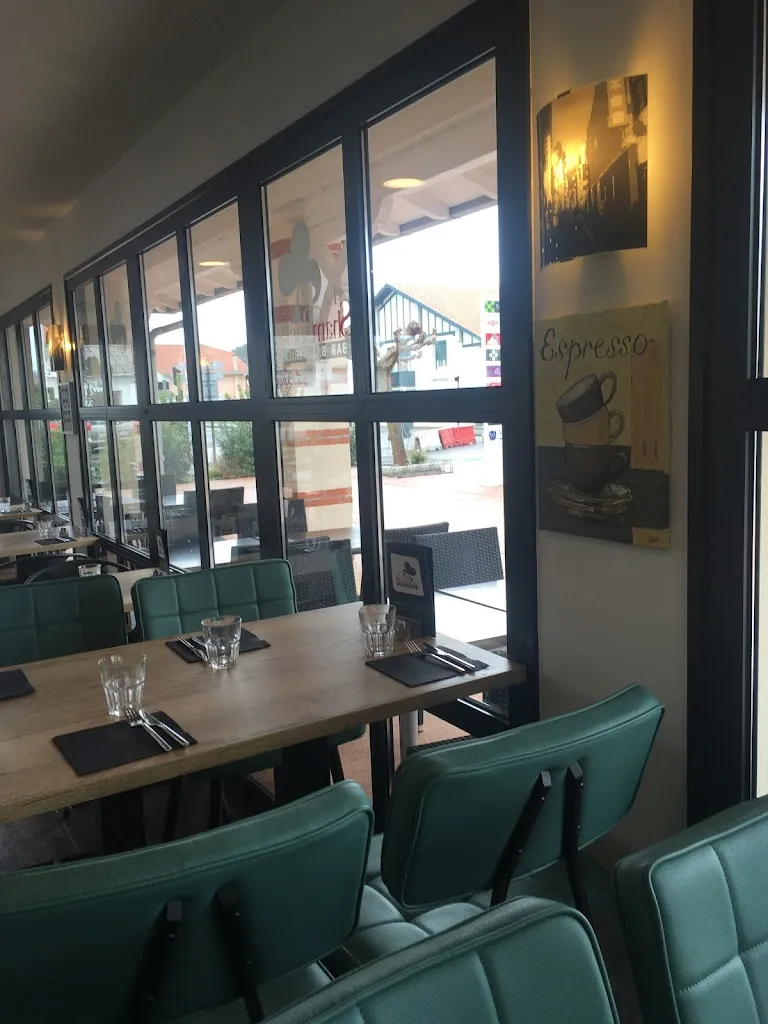 Le Shamrock restaurant in Mimizan