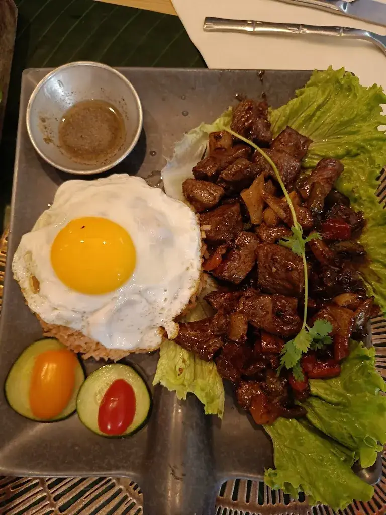 matthias tarabori_Chez Loan_Mimizan_review