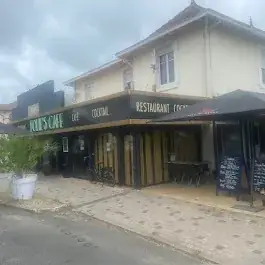 Folie's café restaurant in Mimizan