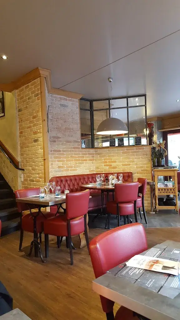 monica pronzini_Ramoneur Savoyard_Annecy_review