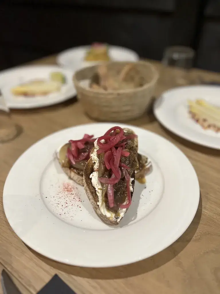 PAVILLON NOIR X TAVERN_Mimizan_slider_image_2