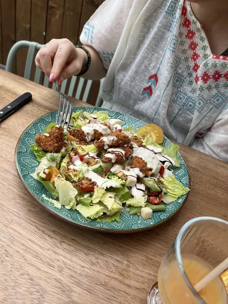 Emilie Salvage_L'authentique_Mimizan_review