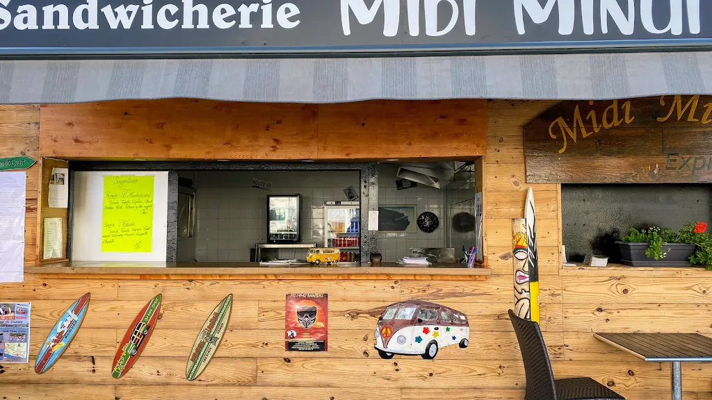Midi Minuit restaurant in Mimizan