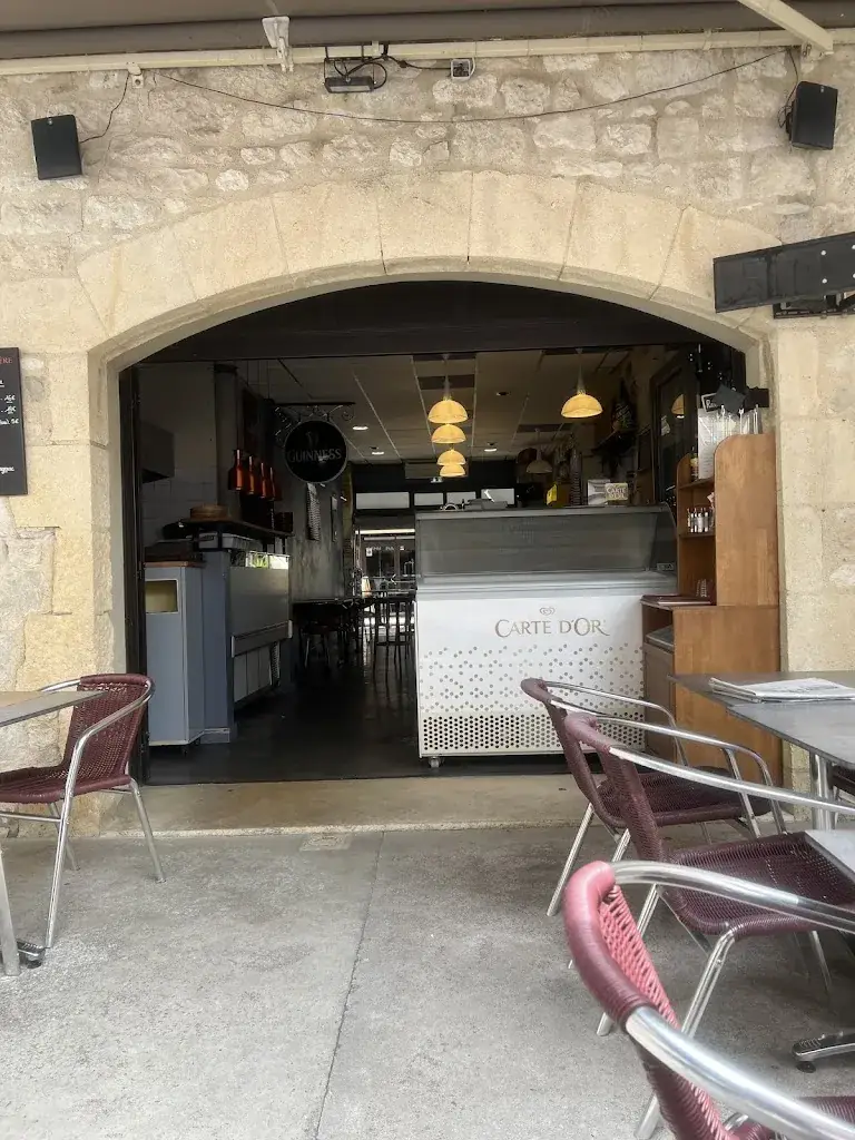 Tubby Tummy_Terrasse des Arts'Cade_Monflanquin_review