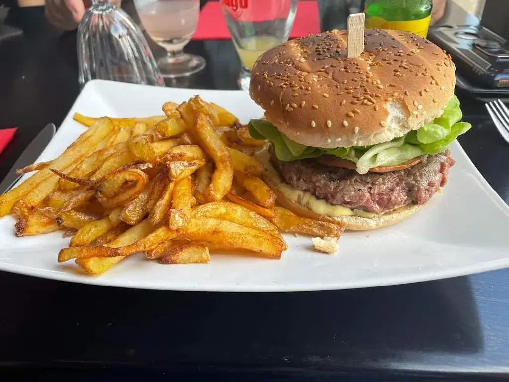 Restaurant La Marmaille_Monflanquin_slider_image_2