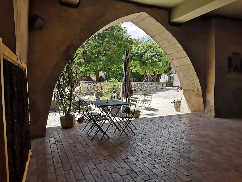 Bar des Arcades restaurant in Monflanquin