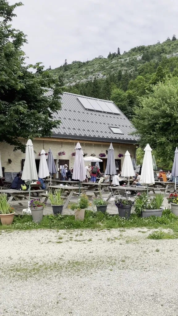 Joaquin Ablatico_Auberge des Allières_Lans-en-Vercors_review