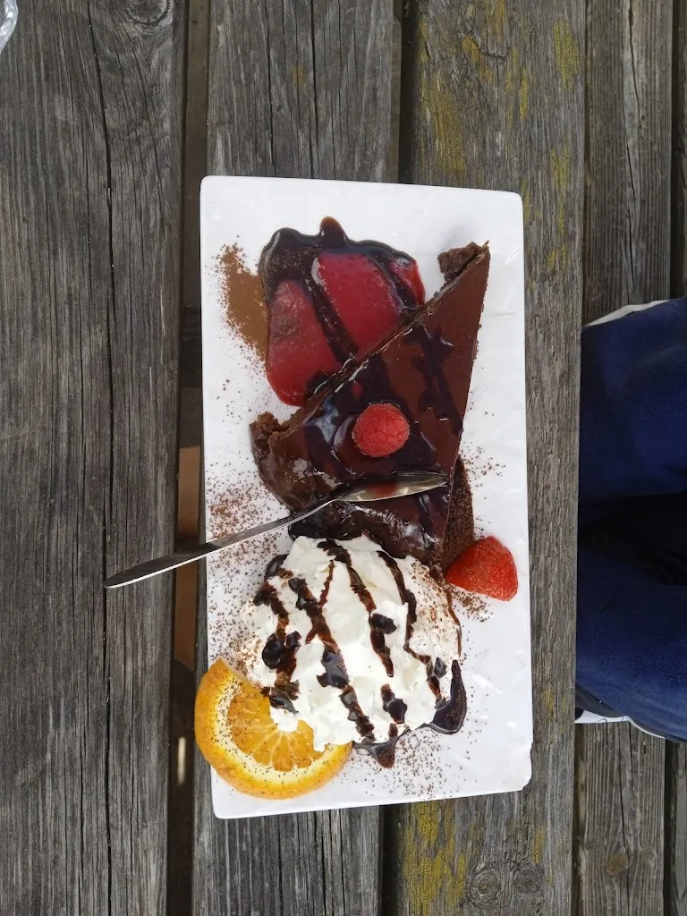 Margaux Bole du Chomont_Auberge des Allières_Lans-en-Vercors_review