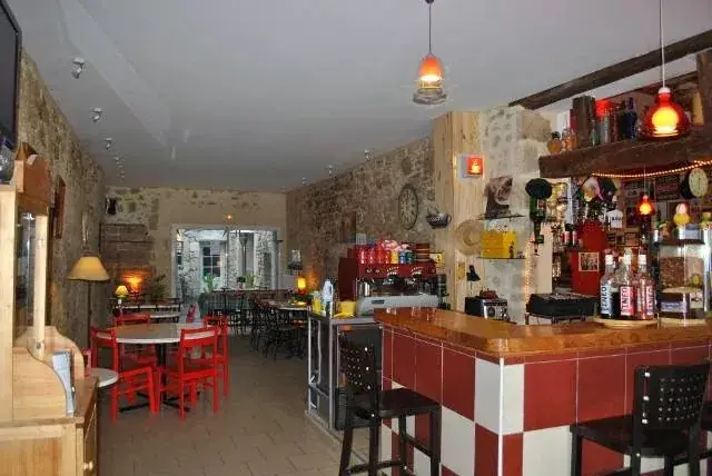 Bar le Monsèg' chambres d'hotes 65€/nuit_Monségur_slider_image_2