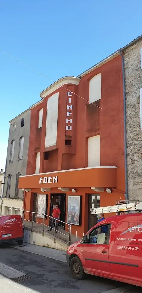 Marché de la halle de Monségur restaurant in Monségur