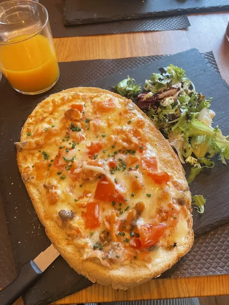 Juliane _L'Endroit_Mont-de-Marsan_review