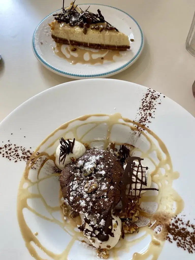 Menu_Johnny's_Montbron_image_7