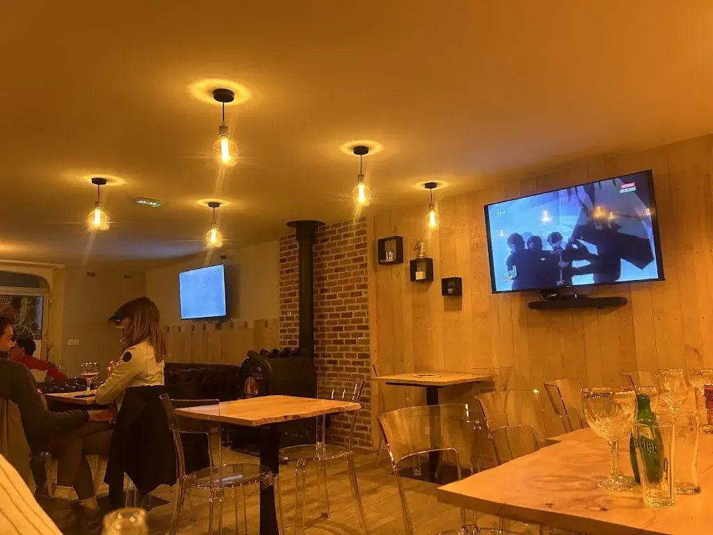 Maeva Zimmermann_Le p'tit Montbronnais_Montbron_review