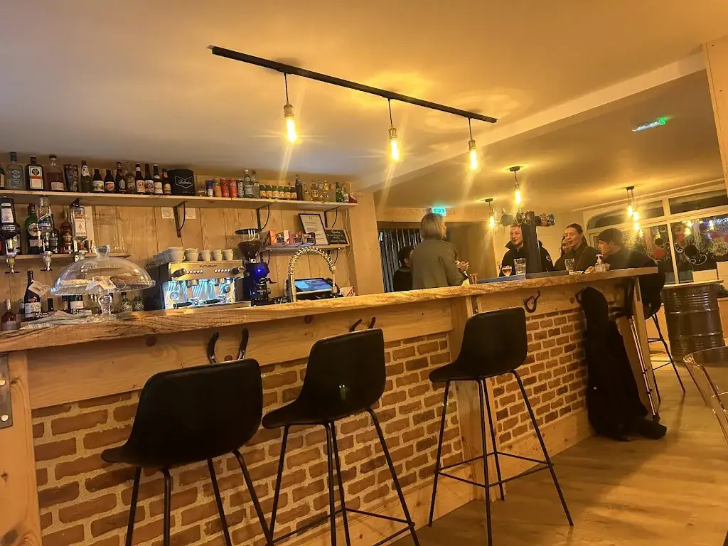 Le p'tit Montbronnais restaurant in Montbron