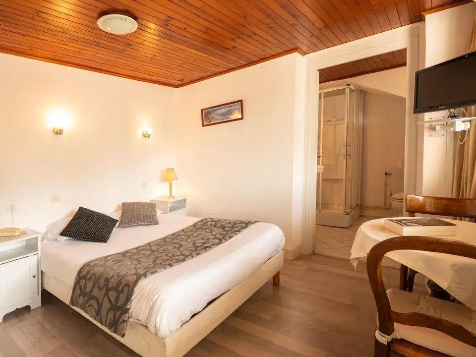 Logis Hôtel du Col de l'Arc_Lans-en-Vercors_slider_image_2