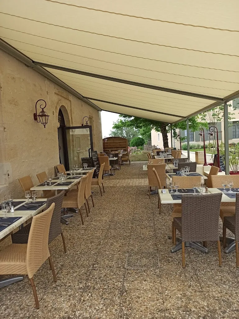 La Petite France ristorante a Montpeyroux