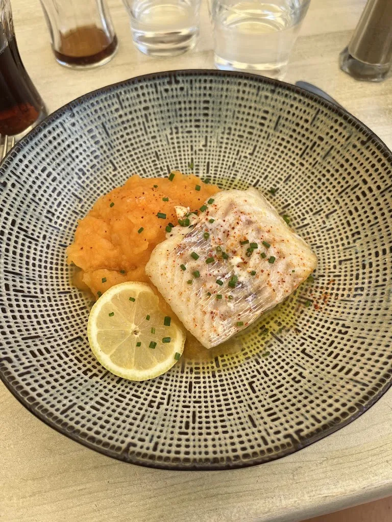 La Petite France_Montpeyroux_slider_image_3