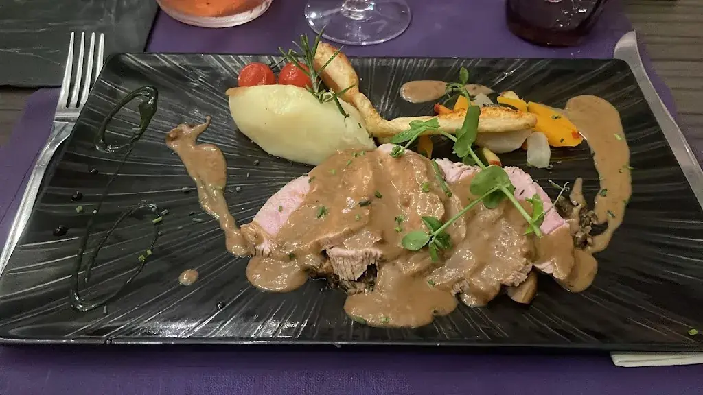 Menü_Bucket's Auberge Inn_Montazeau_Bild_6