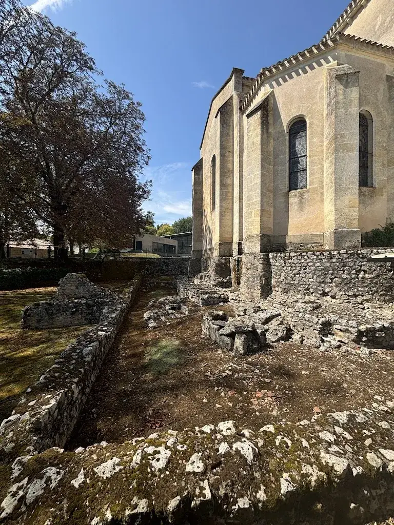 Jean-Philippe McCluskey_Archaeological site of Montcaret_Montcaret_review