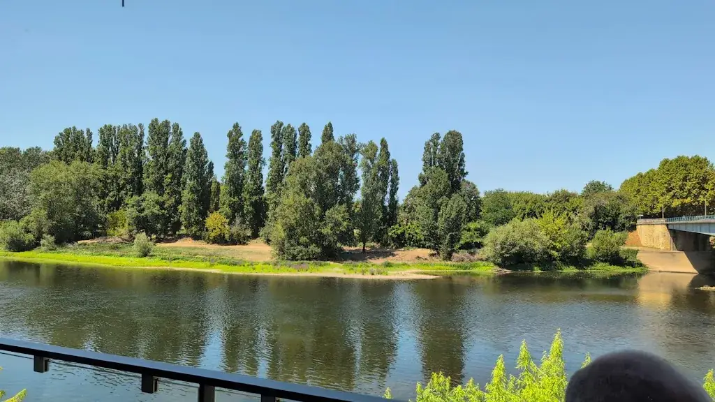 Le Pessaquai Restaurant_Pessac_slider_image_2